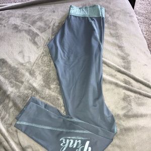 Victoria Secret Pink leggings size XS.